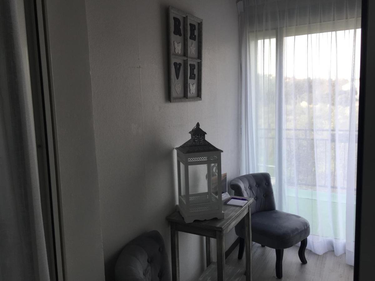 Luberon L'Hotel Apt Bagian luar foto